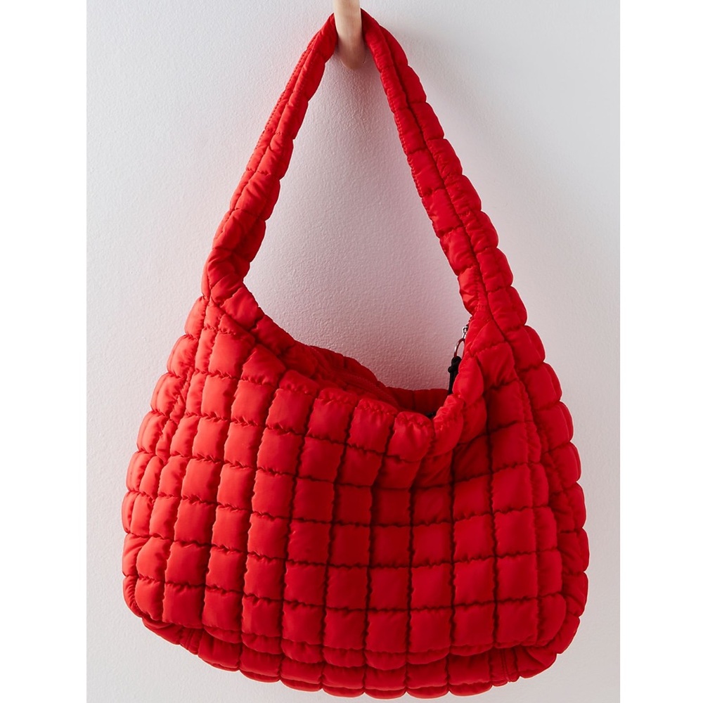 ✨Free People✨ Quilted Carryall Bag - Picture 2 of 3
